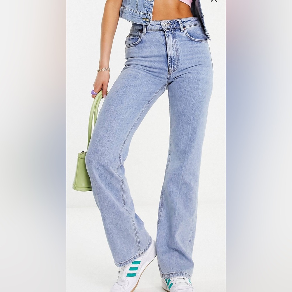 Stradivarius vintage flare jeans in light blue